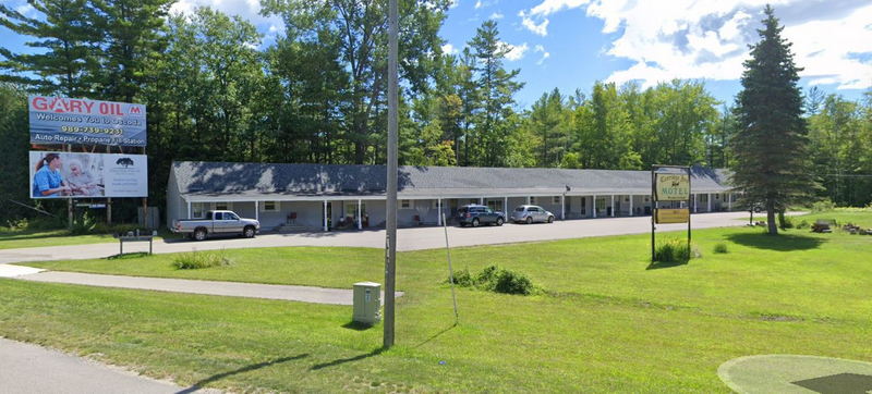 Carriage Inn (Whites Motor Court) - 2022 Street View (newer photo)